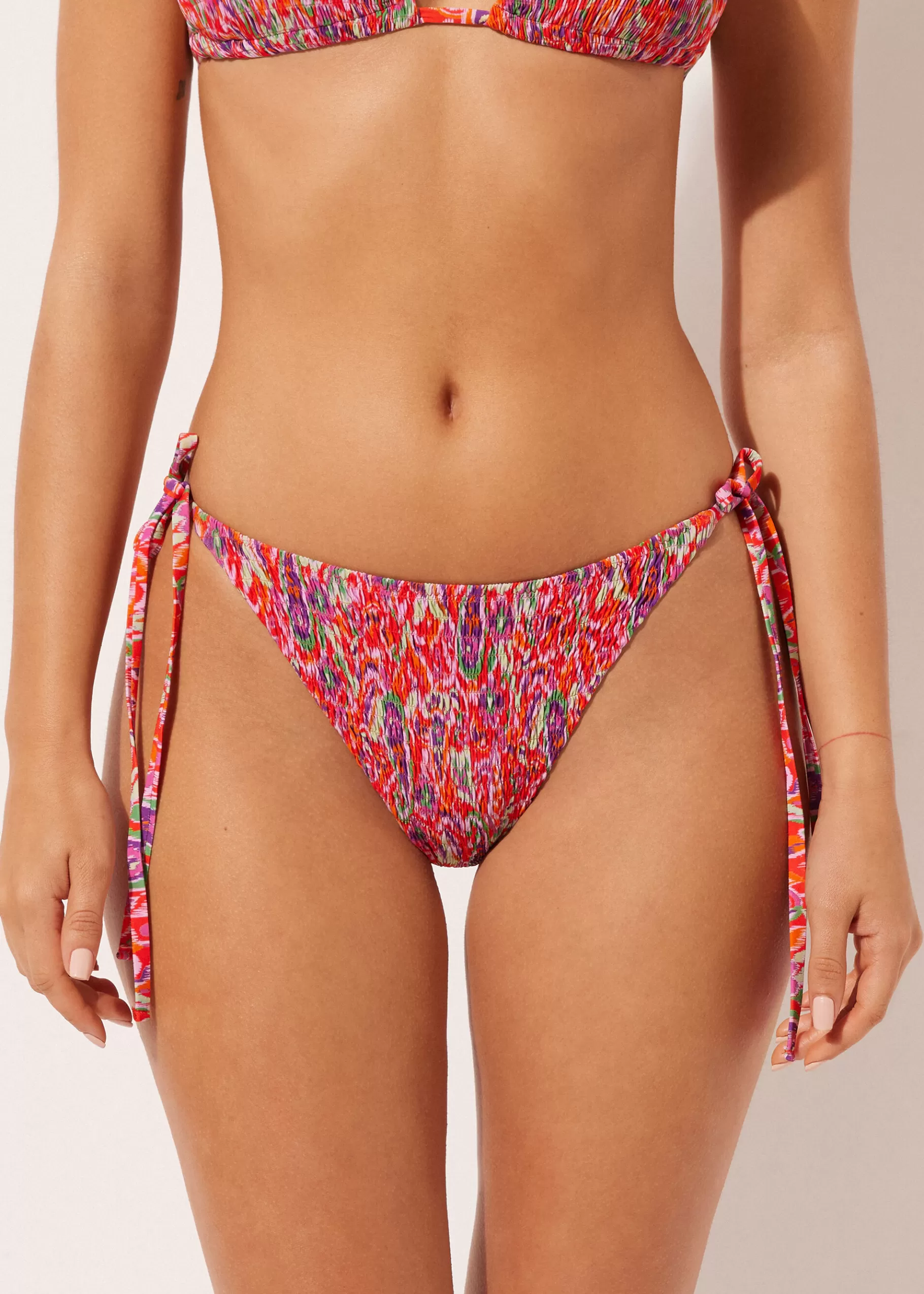 Online Slip Lacci Costume Vibrant Paisley Donna Slip Bikini