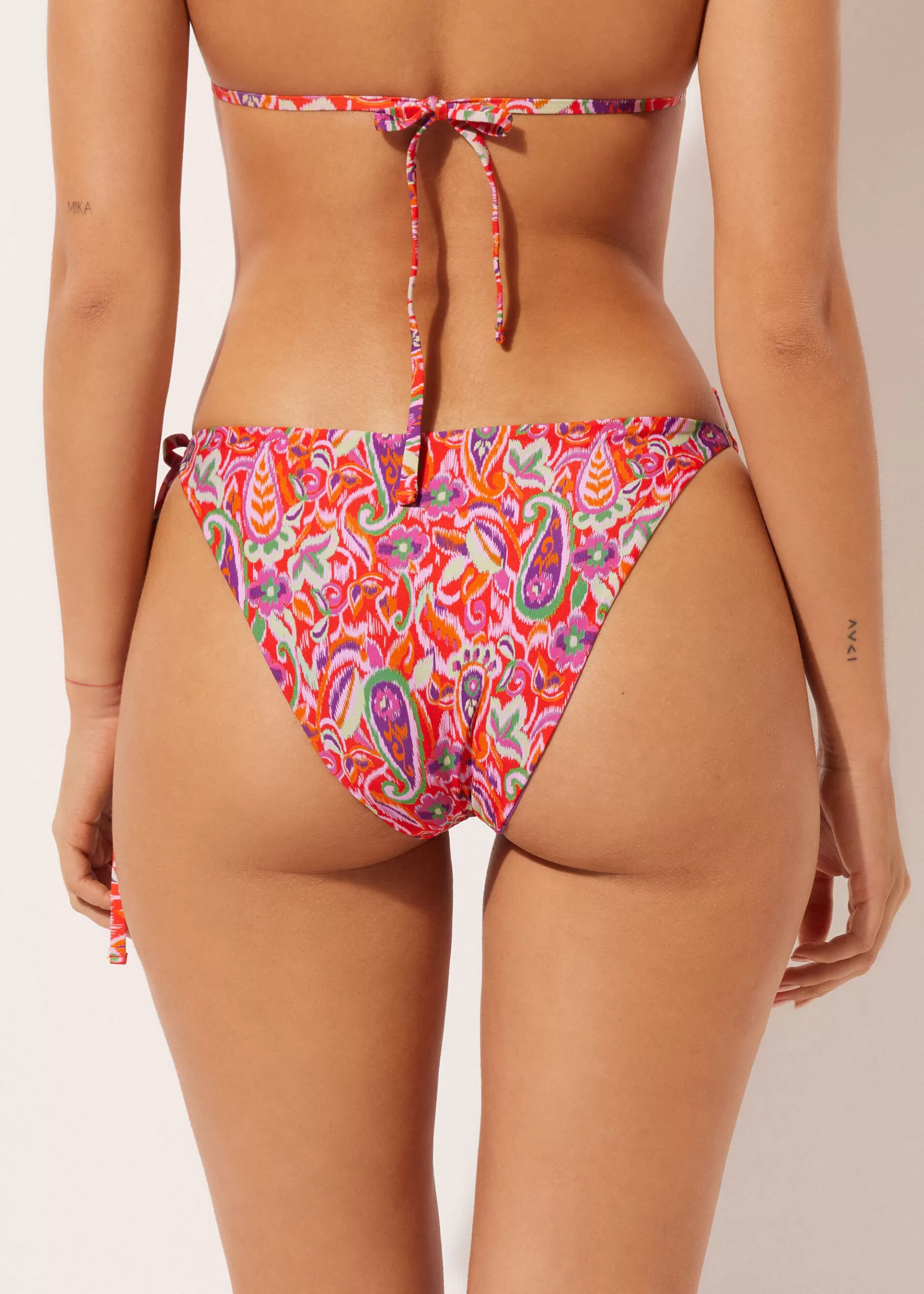 Online Slip Lacci Costume Vibrant Paisley Donna Slip Bikini